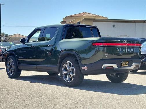 2023 Rivian R1T Adventure