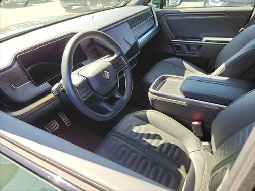 2023 Rivian R1T Adventure