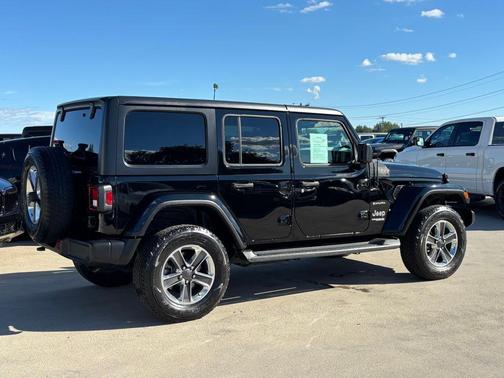 2022 Jeep Wrangler Unlimited Sahara