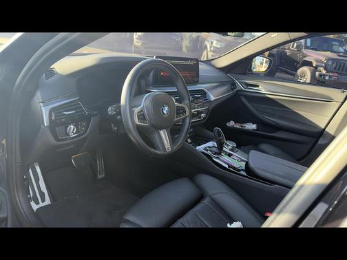 Dark Graphite Metallic 2022 BMW 530 i