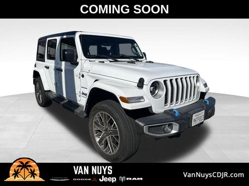 Bright White Clearcoat 2023 Jeep Wrangler 4xe Sahara