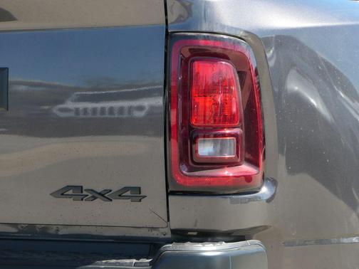 2026 RAM 3500 Tradesman Crew Cab 4x4 8' Box