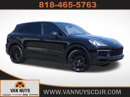 Black 2019 Porsche Cayenne Cayenne