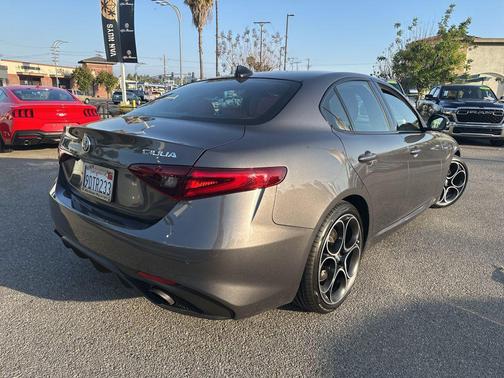 Gray Metallic 2023 Alfa Romeo Giulia Veloce
