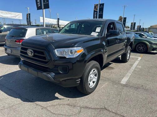 2022 Toyota Tacoma SR