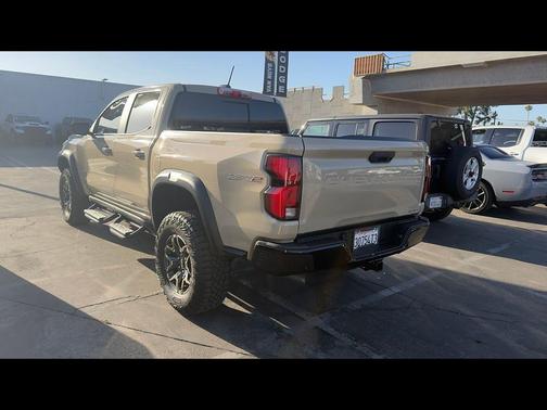 Sand Dune Metallic 2024 Chevrolet Colorado ZR2
