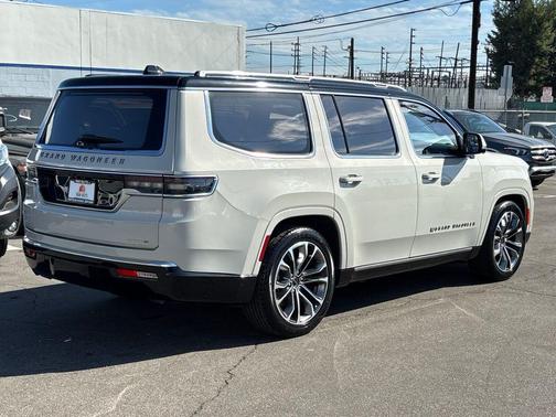 2022 Jeep Grand Wagoneer Series III 4x4
