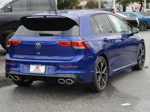 2024 Volkswagen Golf R 2.0T Manual
