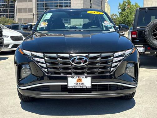 2024 Hyundai TUCSON SE