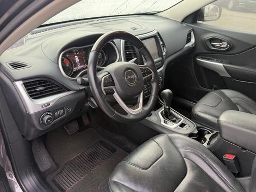 2018 Jeep Cherokee Overland