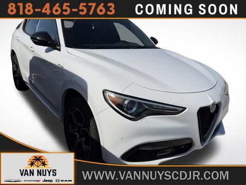 2023 Alfa Romeo Stelvio Veloce AWD