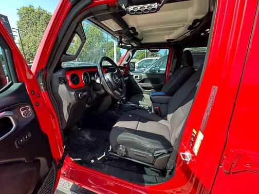 2022 Jeep Wrangler Willys