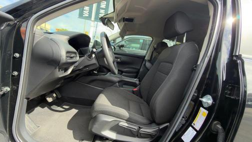 Crystal Black Pearl 2024 Honda HR-V LX