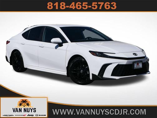 2026 Toyota Camry SE