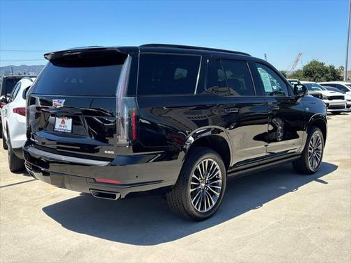 2025 Cadillac Escalade Sport Platinum