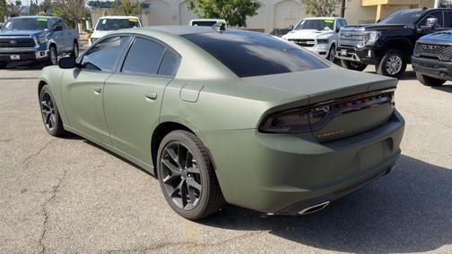 Pitch Black Clearcoat 2022 Dodge Charger SXT Plus