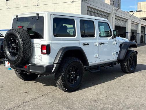 2024 Jeep Wrangler 4xe Willys