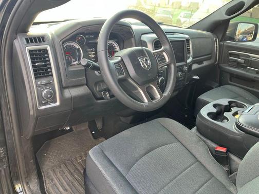 2021 RAM 1500 Classic Warlock Quad Cab 4x2 6'4' Box