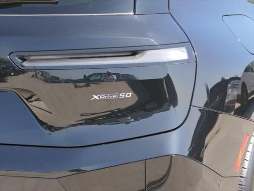 2025 BMW iX xDrive50