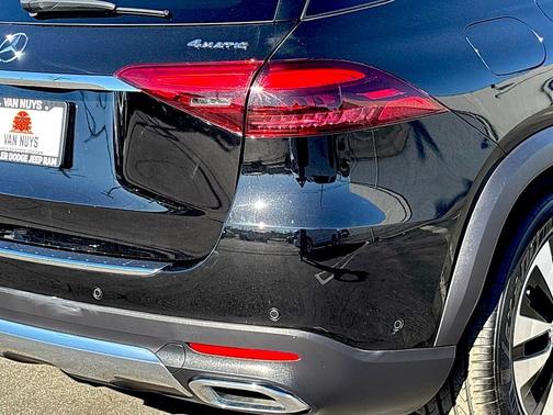 Black 2025 Mercedes-Benz GLE 450 4MATIC