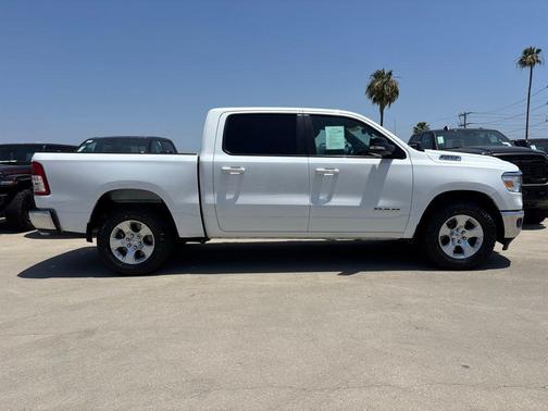Bright White Clearcoat 2022 RAM 1500 Big Horn/Lone Star