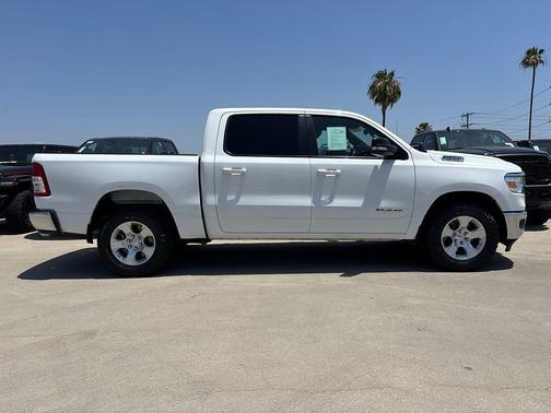 Bright White Clearcoat 2022 RAM 1500 Big Horn/Lone Star