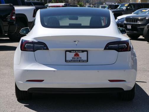 2019 Tesla Model 3 Standard Range Plus