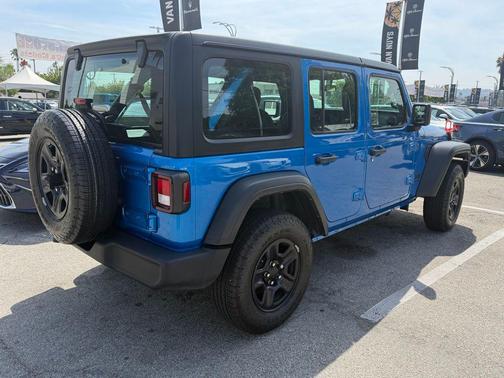 2024 Jeep Wrangler Sport