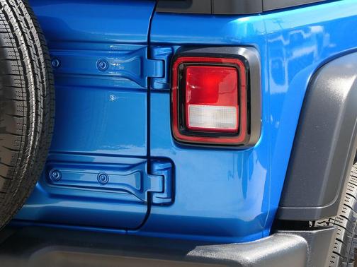 Hydro Blue Pearlcoat 2024 Jeep Wrangler Sport