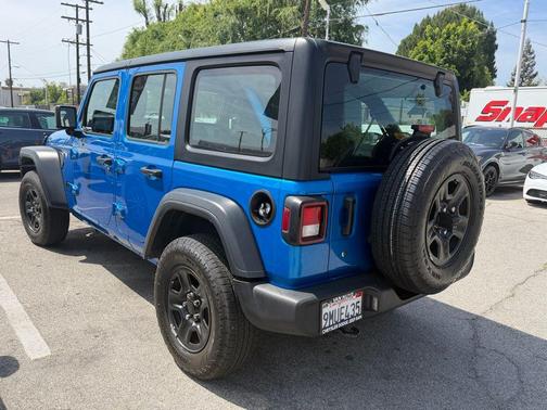2024 Jeep Wrangler Sport