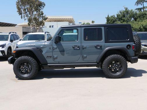Anvil Clear Coat 2026 Jeep Wrangler Willys