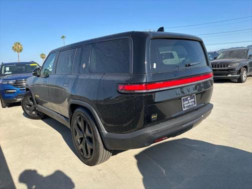 2025 Rivian R1S Ascend Tri Motor Max Pack