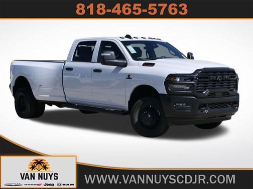 2026 RAM 3500 Tradesman Crew Cab 4x4 8' Box