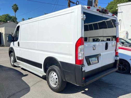 2023 RAM ProMaster 2500 Base