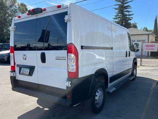2023 RAM ProMaster 2500 Base