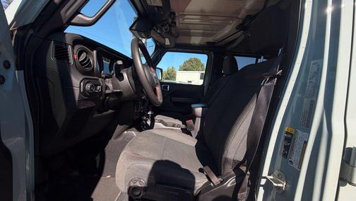 Earl Clearcoat 2024 Jeep Wrangler Rubicon