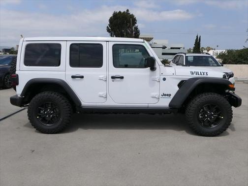 2025 Jeep Wrangler 4xe Willys