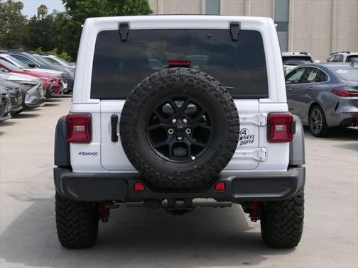 2025 Jeep Wrangler 4xe Willys