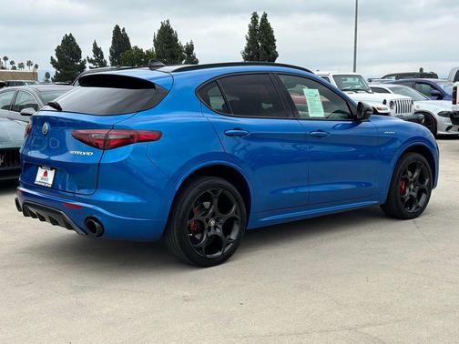 2022 Alfa Romeo Stelvio Ti