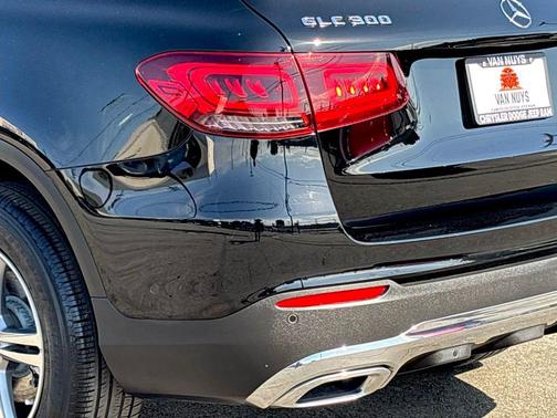 2021 Mercedes-Benz GLC 300 Base