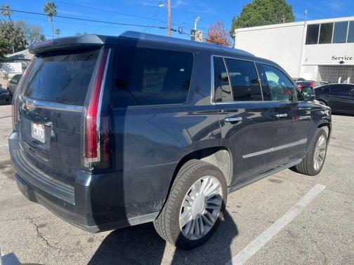 2019 Cadillac Escalade Platinum