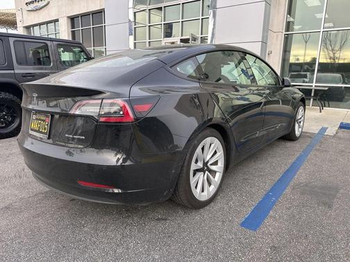 2022 Tesla Model 3 Long Range
