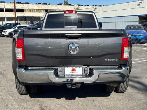 2024 RAM 3500 Tradesman Crew Cab 4x4 8' Box