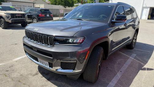 Baltic Gray Metallic Clearcoat 2024 Jeep Grand Cherokee L Limited