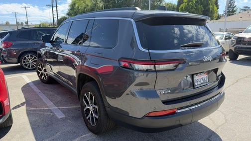 Baltic Gray Metallic Clearcoat 2024 Jeep Grand Cherokee L Limited