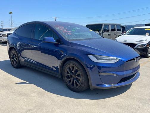 2023 Tesla Model X Standard Range