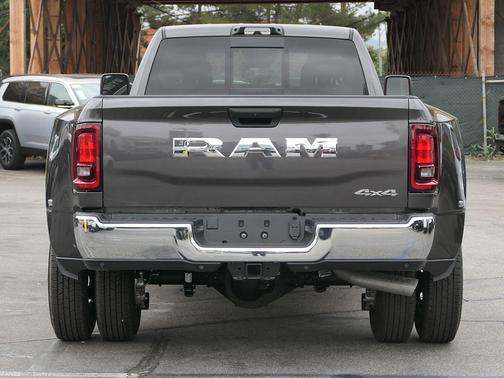 Granite Crystal Metallic Clearcoat 2026 RAM 3500 Tradesman Crew Cab 4x4 8' Box