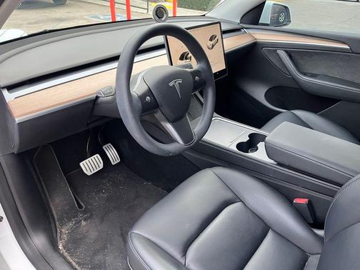 2022 Tesla Model Y Performance Dual Motor All-Wheel Drive