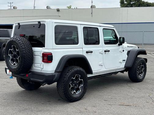 Bright White Clearcoat 2023 Jeep Wrangler 4xe Rubicon