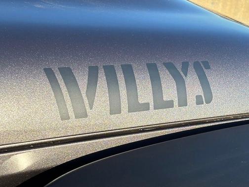 Granite Crystal Metallic Clearcoat 2026 Jeep Wrangler Willys